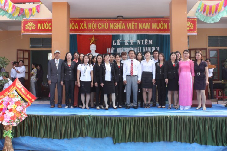 Trường Tiểu học Diễn Lộc