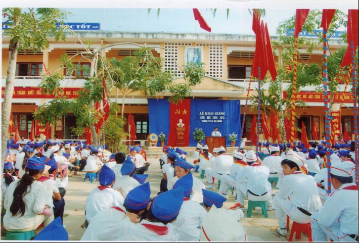 Hình ảnh trường THCS Hoa Quảng