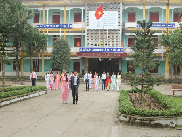 Trường Tiểu học Diễn Thái
