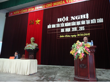 Đồng chí Phạm Văn Thành – Thường vụ Huyện ủy, Phó Chủ tịch UBND huyện khai mạc Hội nghị