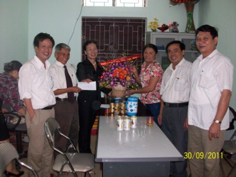 Diễn Châu kỷ niệm 15 năm ngày thành lập hội Khuyến học Việt Nam (02/10/1996-02/10/2011)